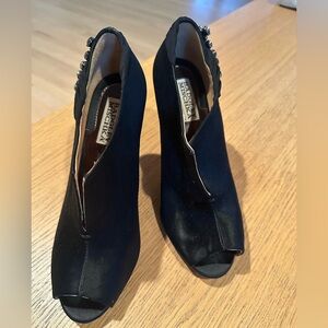 Badgley Mischka Black Open-Toe Heels